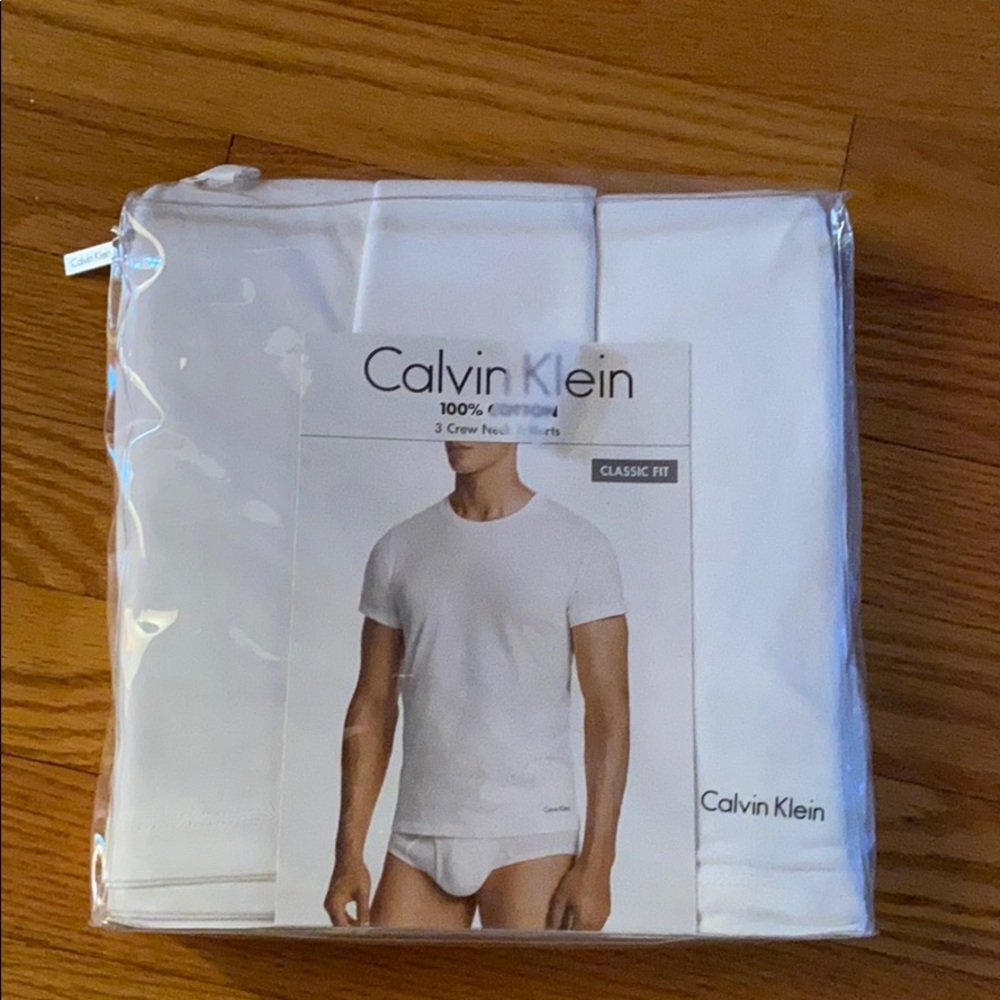 Plain white T- shirts